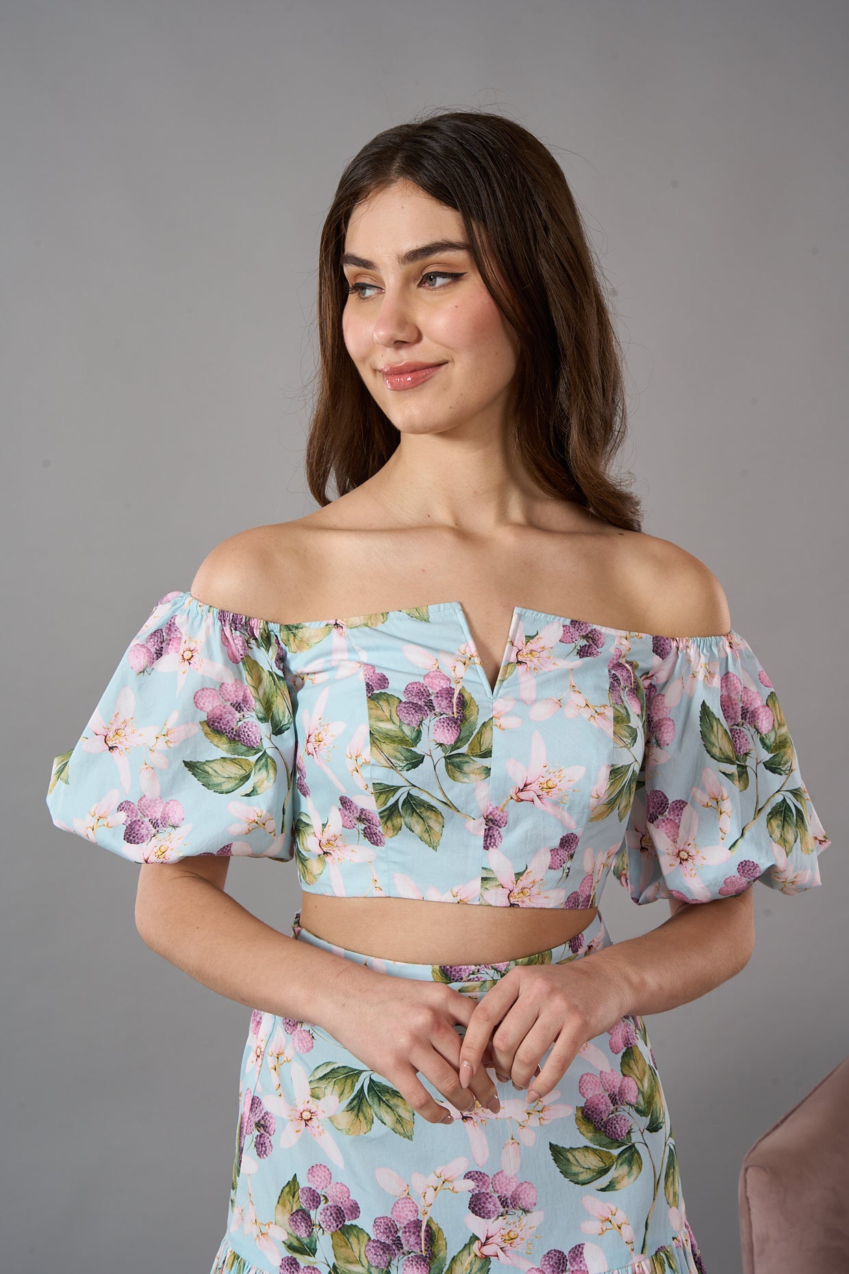 Smart Ways to Style Crop Tops for Every Look and Season  Taangerine Tiger