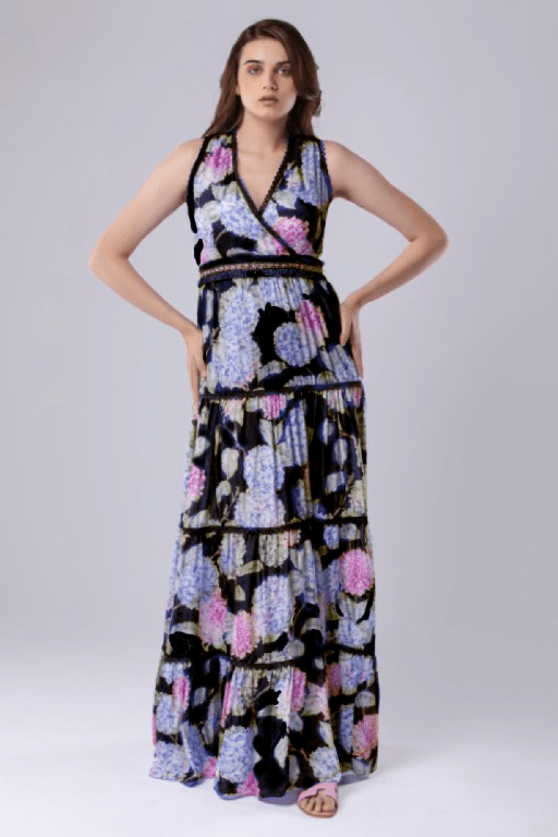 What is a Maxi Dress? Definition, Length, Styles & Styling Guide Taangerine Tiger What is a Maxi Dress? Definition, Length, Styles & Styling Guide Taangerine Tiger