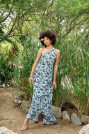 How to Style a Linen Maxi Dress for Every Occasion This Summer