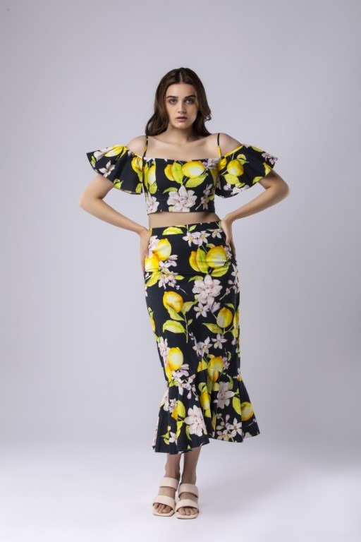 outfits with off the shoulder tops