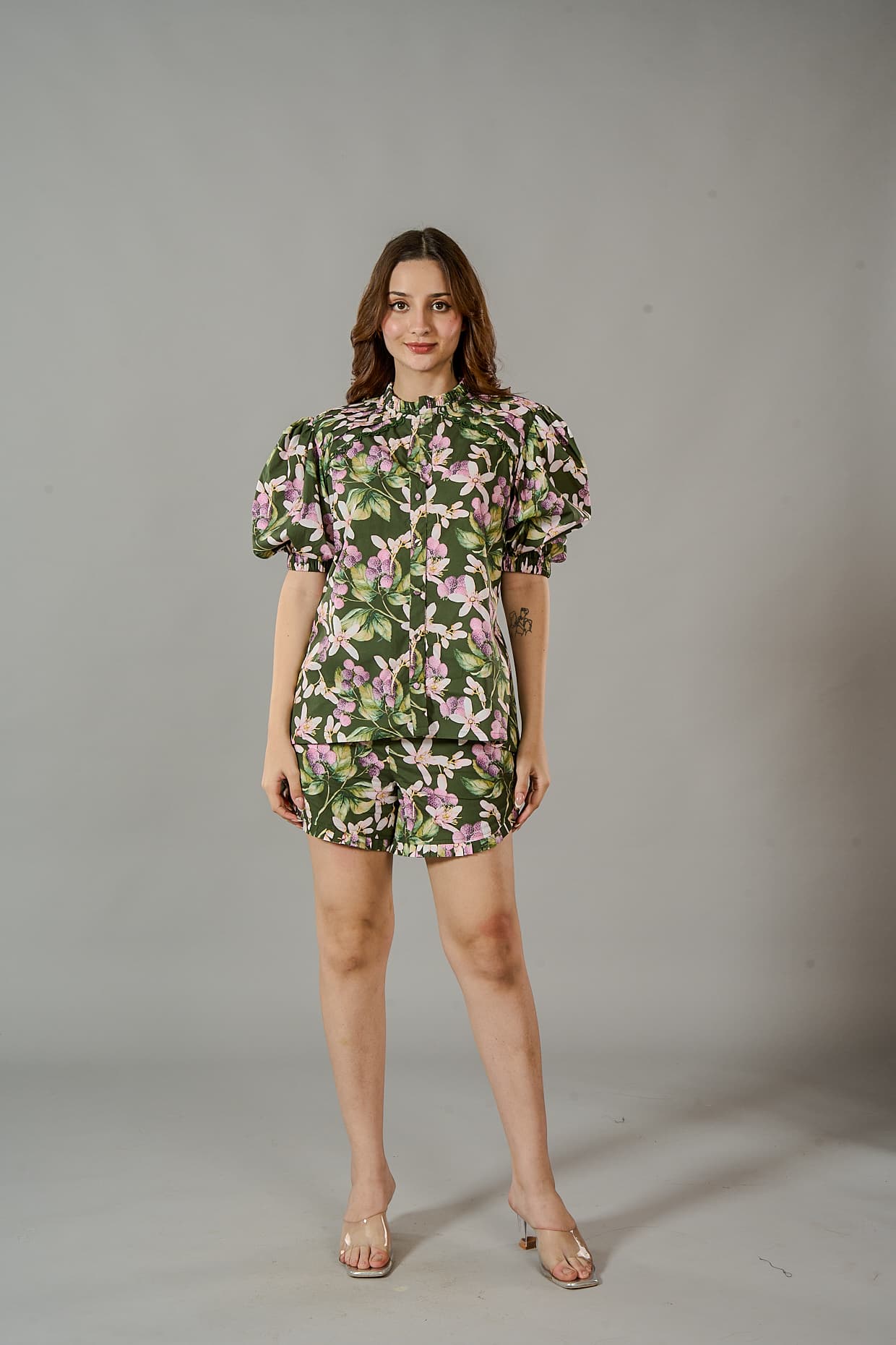 Linen Shorts Outfits Women